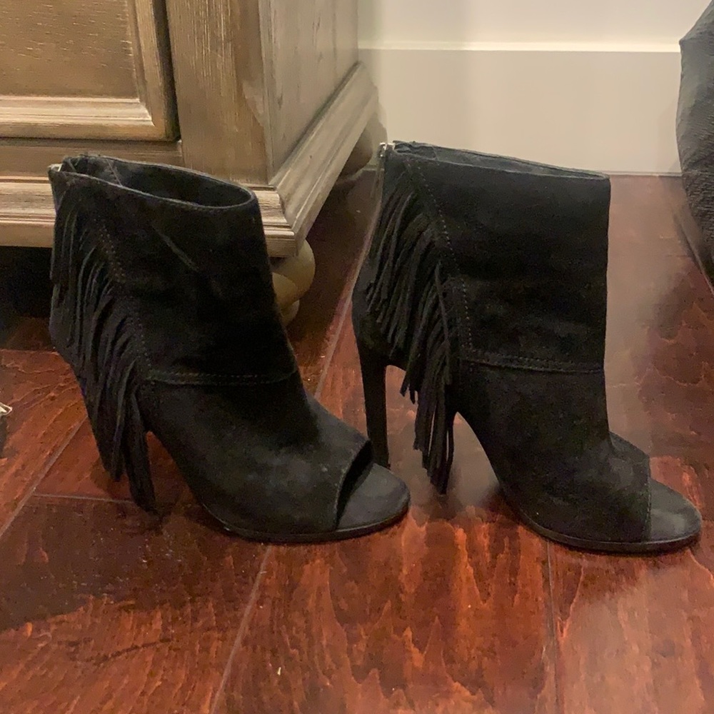 Black dolce vita booties with fringe